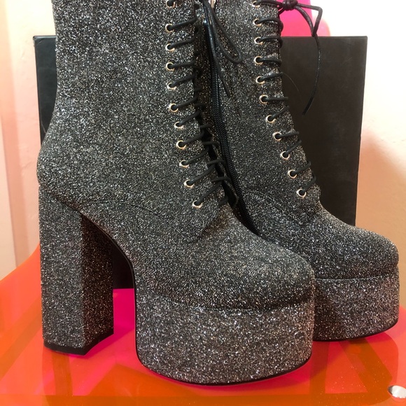 Nasty Gal Shoes - Nastygal US size 9 glitter platforms silver